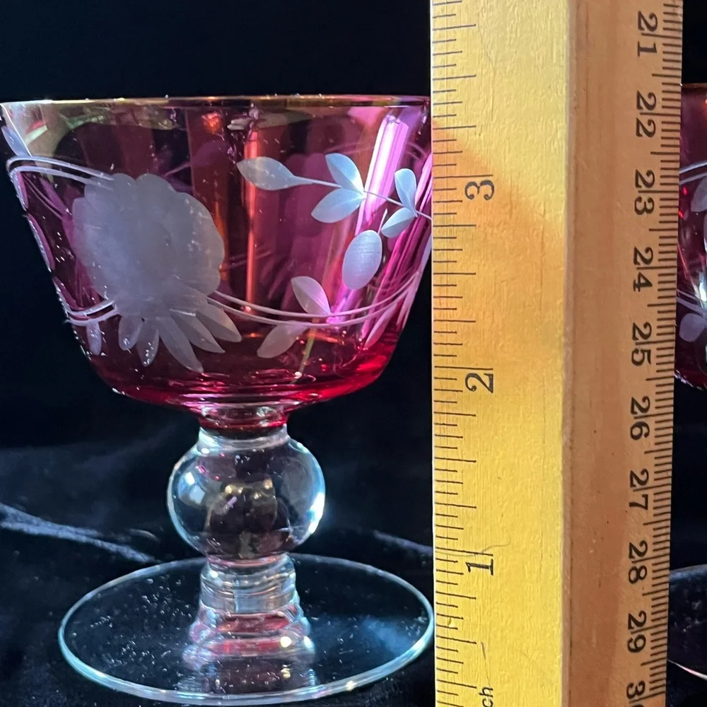 Glastonbury Lotus Cranberry champagne glasses.  Vintage 1920’s era,flashed cut‎